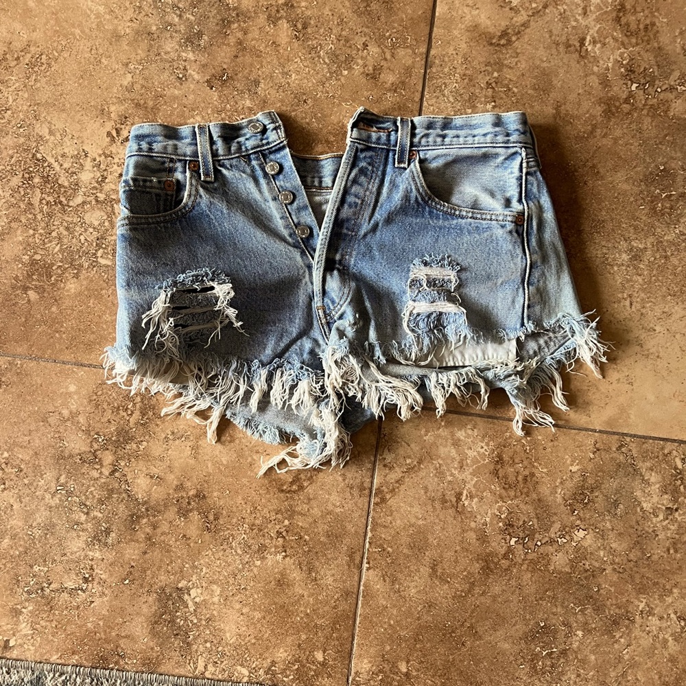 Vintage Levi's 501 Cut-Off Jean Shorts - Perfect for Summer